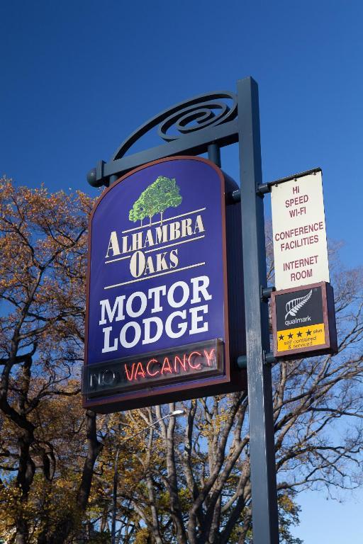 Alhambra Oaks Motor Lodge Dunedin Zewnętrze zdjęcie