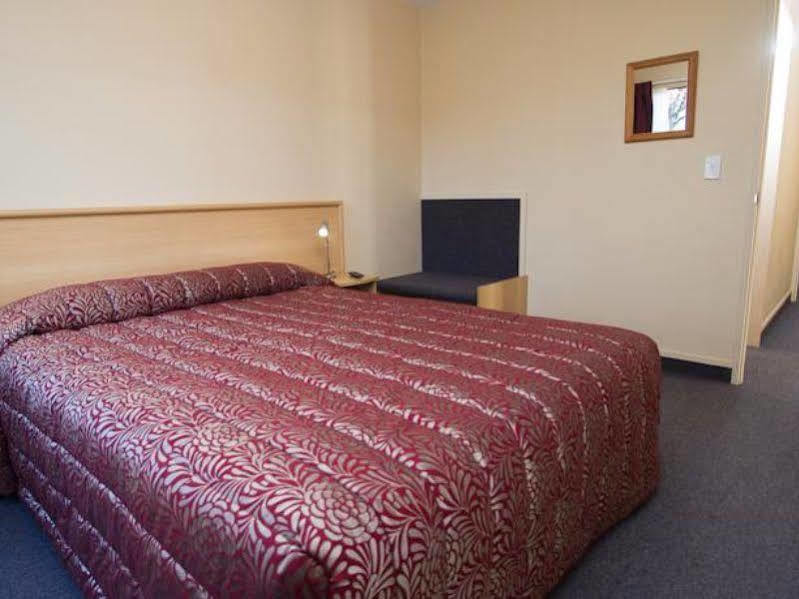 Alhambra Oaks Motor Lodge Dunedin Zewnętrze zdjęcie