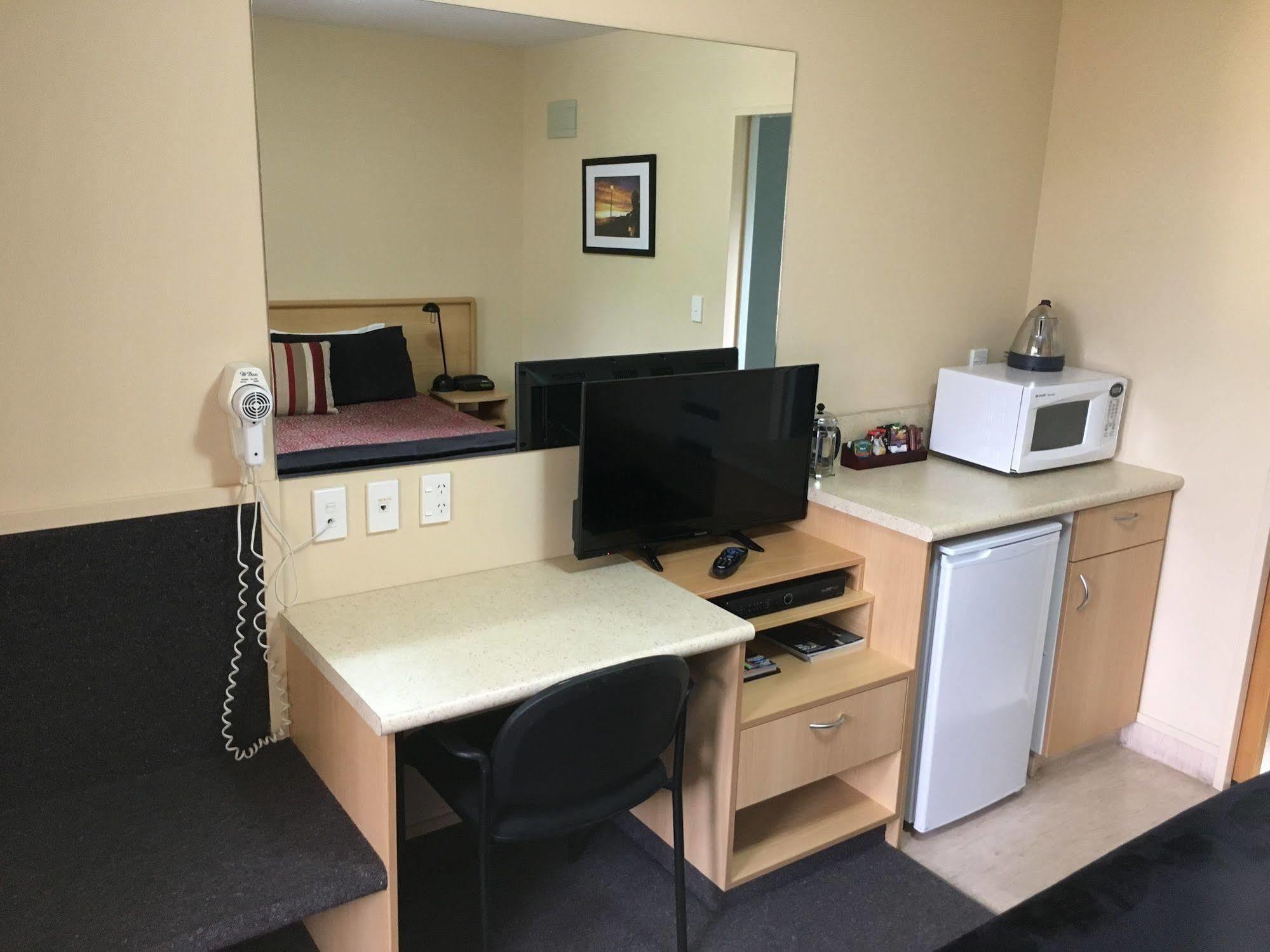 Alhambra Oaks Motor Lodge Dunedin Zewnętrze zdjęcie