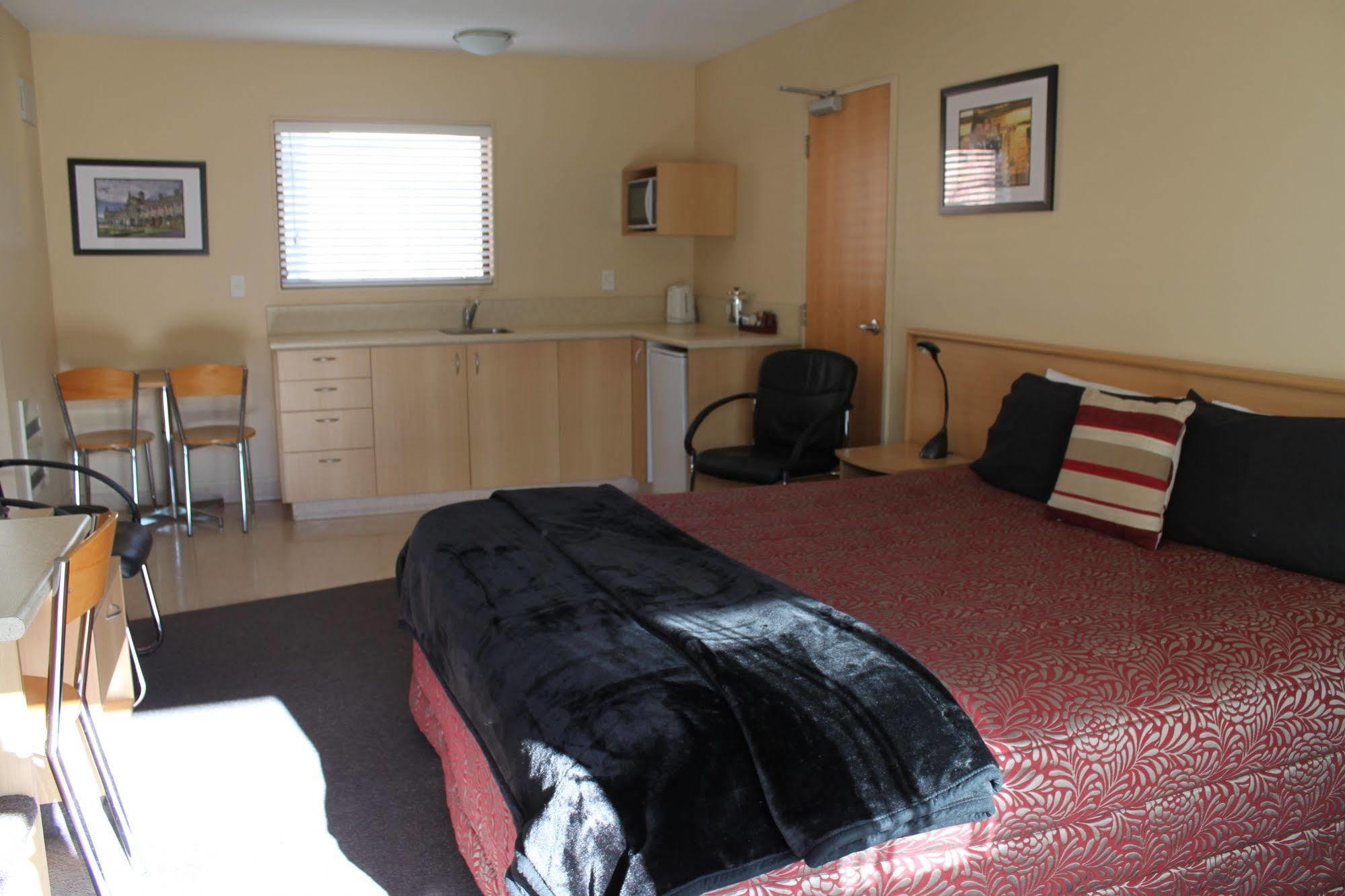 Alhambra Oaks Motor Lodge Dunedin Zewnętrze zdjęcie