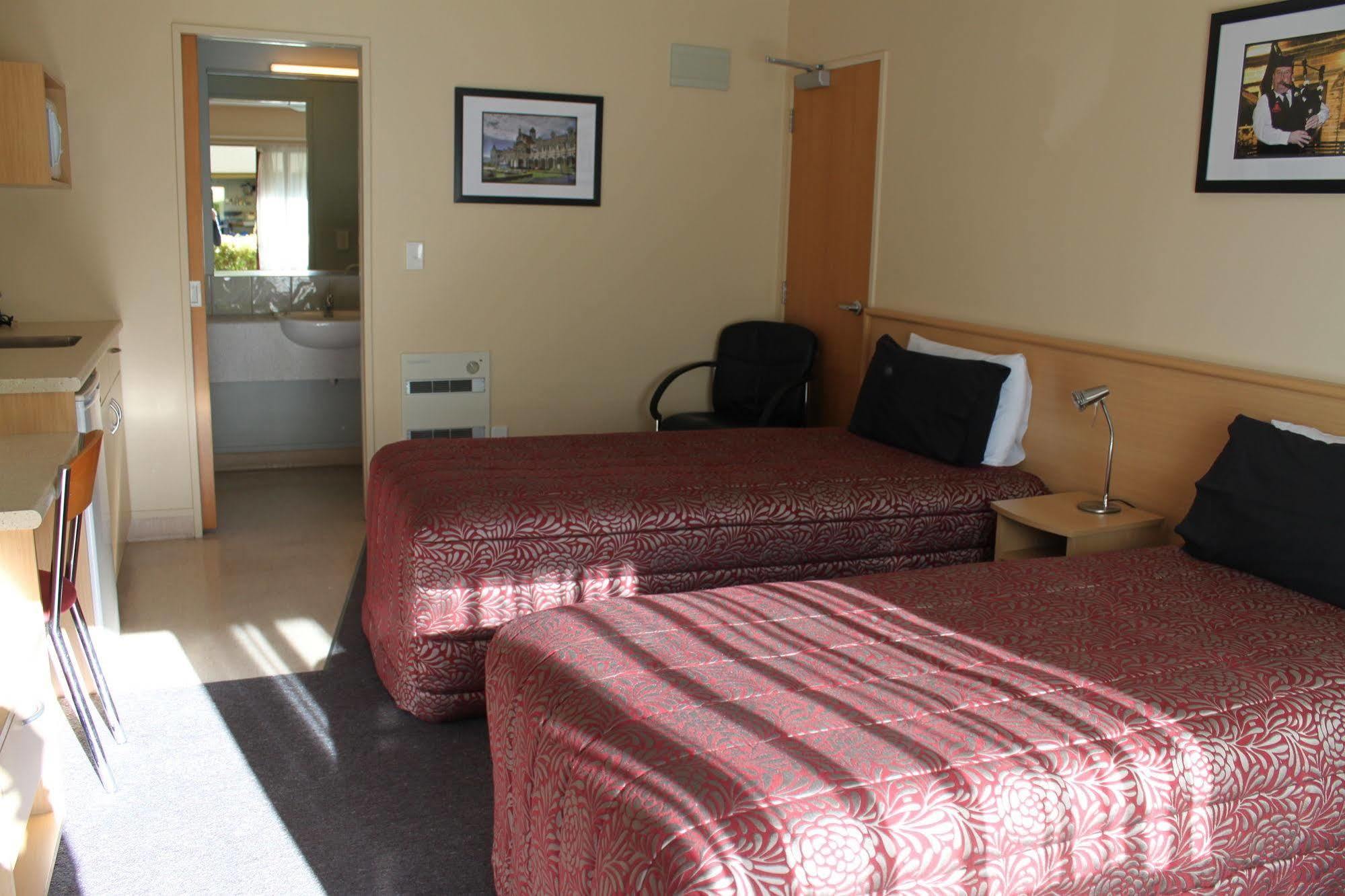 Alhambra Oaks Motor Lodge Dunedin Zewnętrze zdjęcie