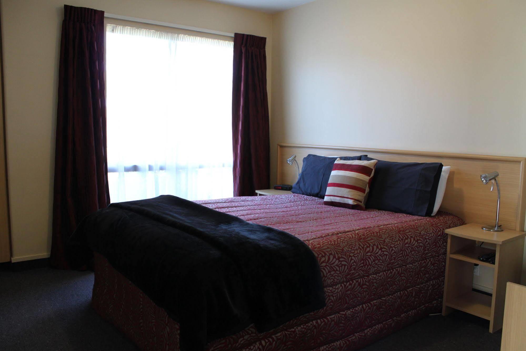 Alhambra Oaks Motor Lodge Dunedin Zewnętrze zdjęcie